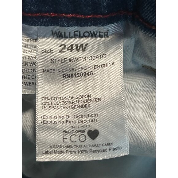 Wallflower Fearless Curvy Super High Rise Jeans Size 24W - Picture 9 of 10